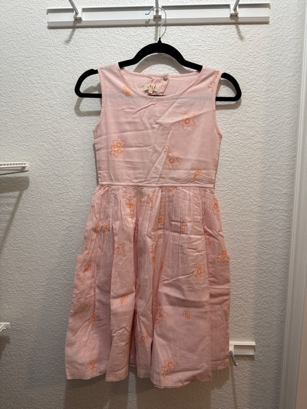 Girls' Light Pink Floral Embroidered Sleeveless Dress
